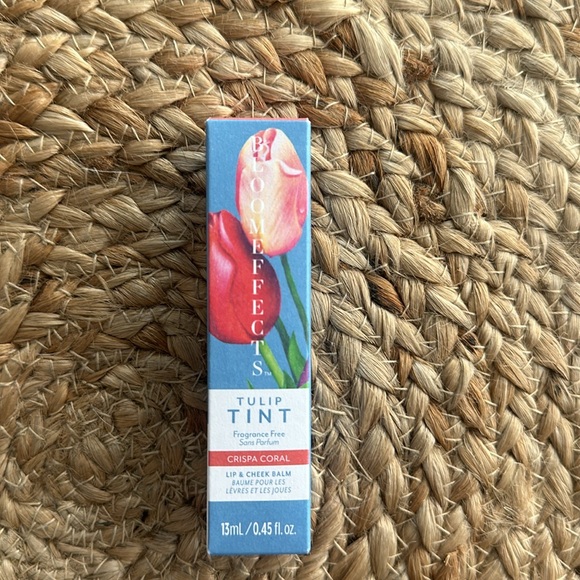 Bloom Effects TULIP TINT LIP & CHEEK BALM - Coral - Picture 2 of 4